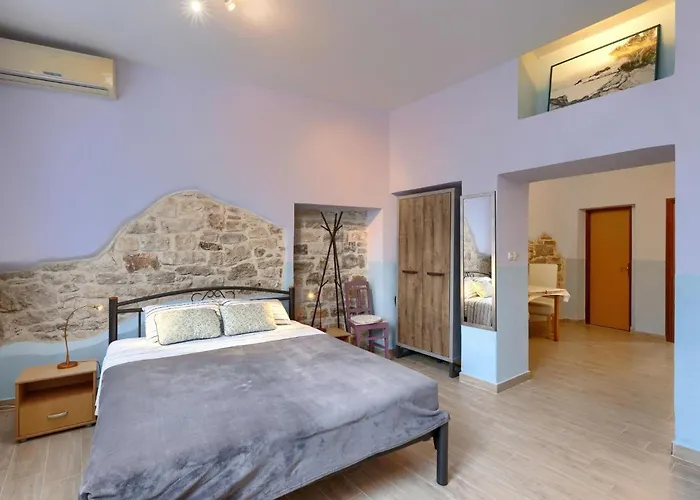 Sonja By Interhome * Pula