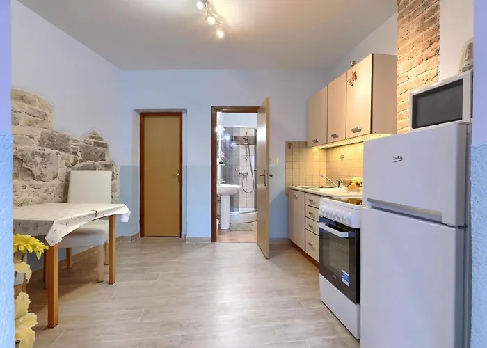 Sonja By Interhome * Pula